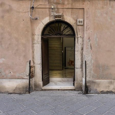 Alex Charme Central Apartments - Corso Umberto Taormina Bagian luar foto